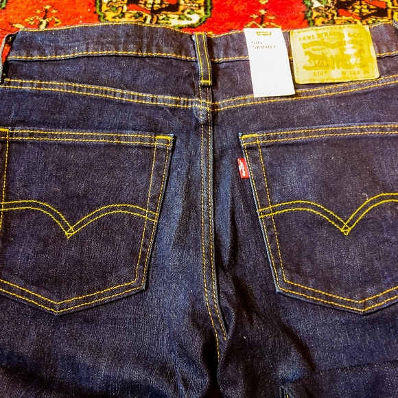 "LEVI'S " LEVI STRAUSS &CO.  510 SKINNY STRETCH        32 X 34 - Picture 3 of 6